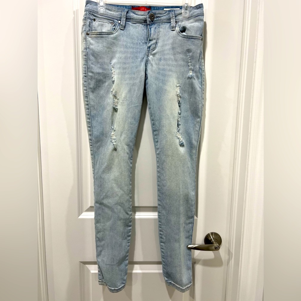 GUESS, Low Rise Super Skinny Maxine Fit Jeans, Size: 28